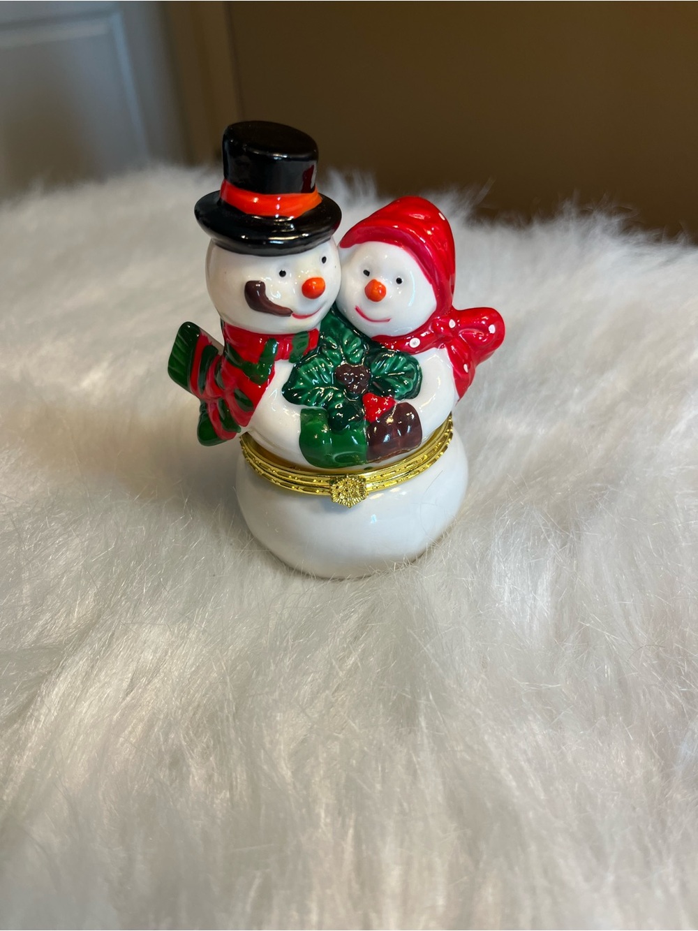 Source Unknown Red & Green Snowman Couple Trinket Box